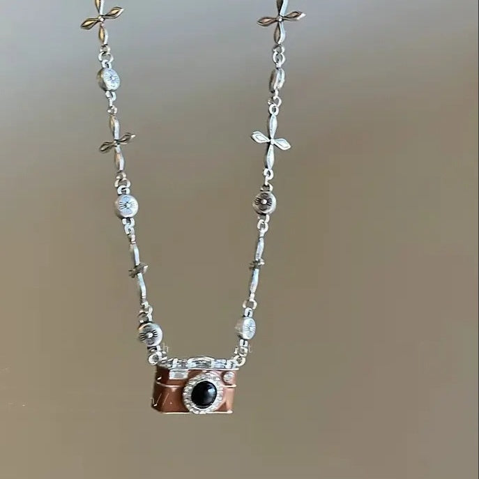 Fashion Retro Camera Necklace