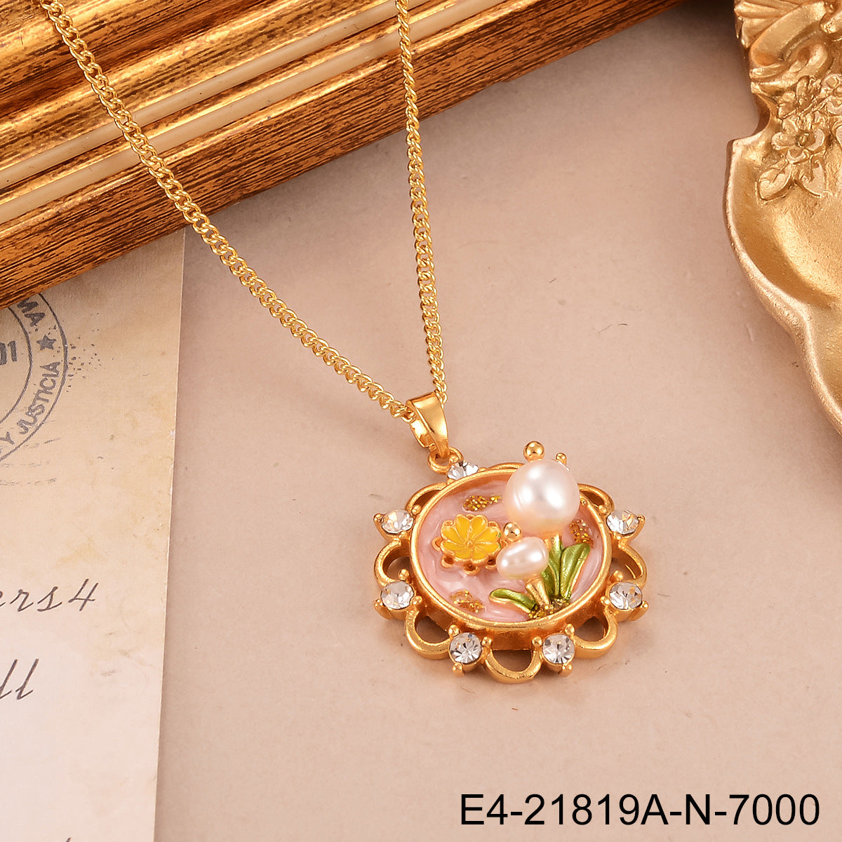 Jardin Monet Pearl Necklace Pendant
