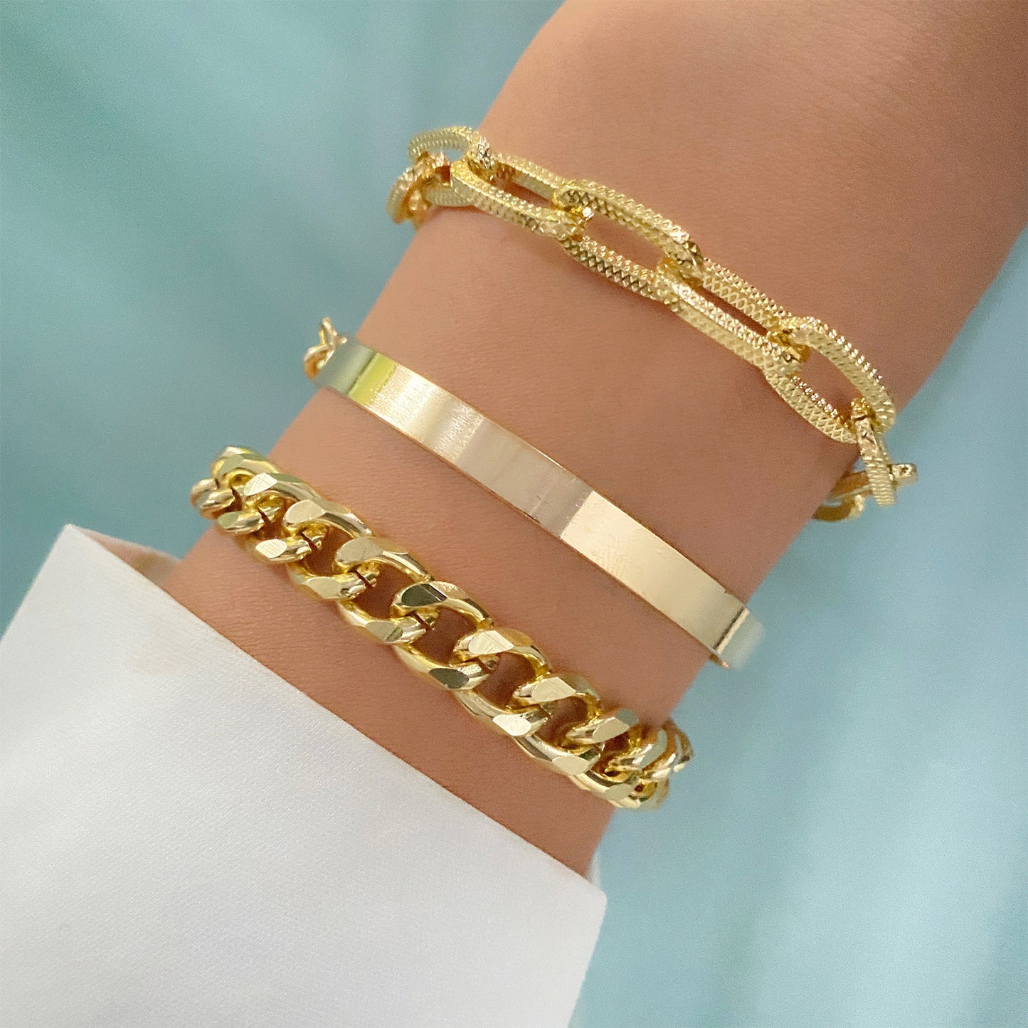 Vintage-inspired Simple Bracelet with Timeless Design, Ideal for Everyday Wear