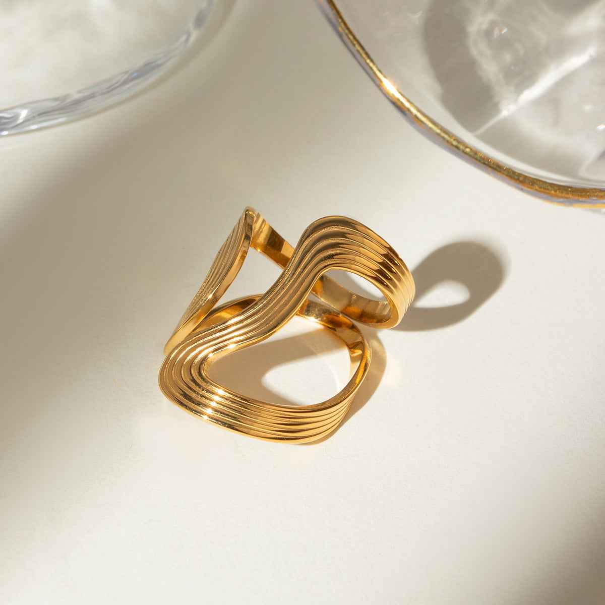 Adjustable Thread Shaped Ring for Stylish Comfort - Vizimy