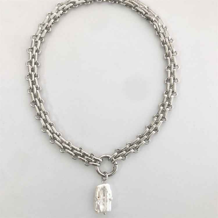 Baroque Pearls Necklace - Elegant Handmade Rectangular Jewelry - Vizimy