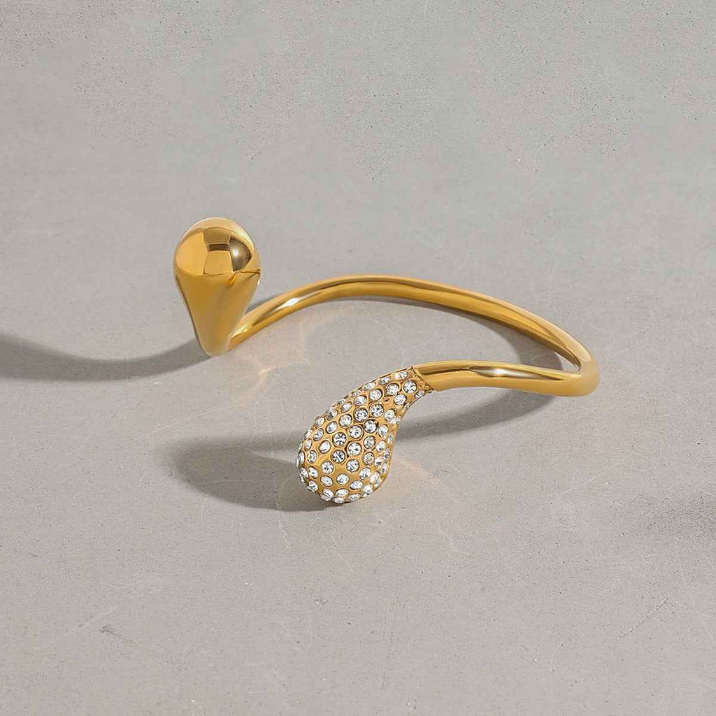 Bracelet with Diamond Water Drop for Elegant Style - Vizimy
