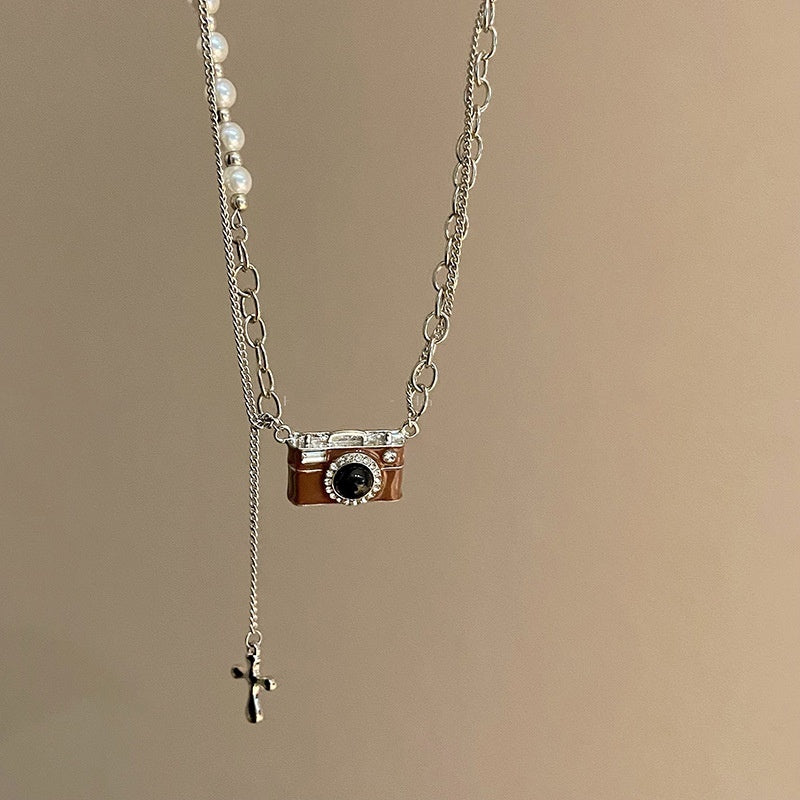 Fashion Retro Camera Necklace