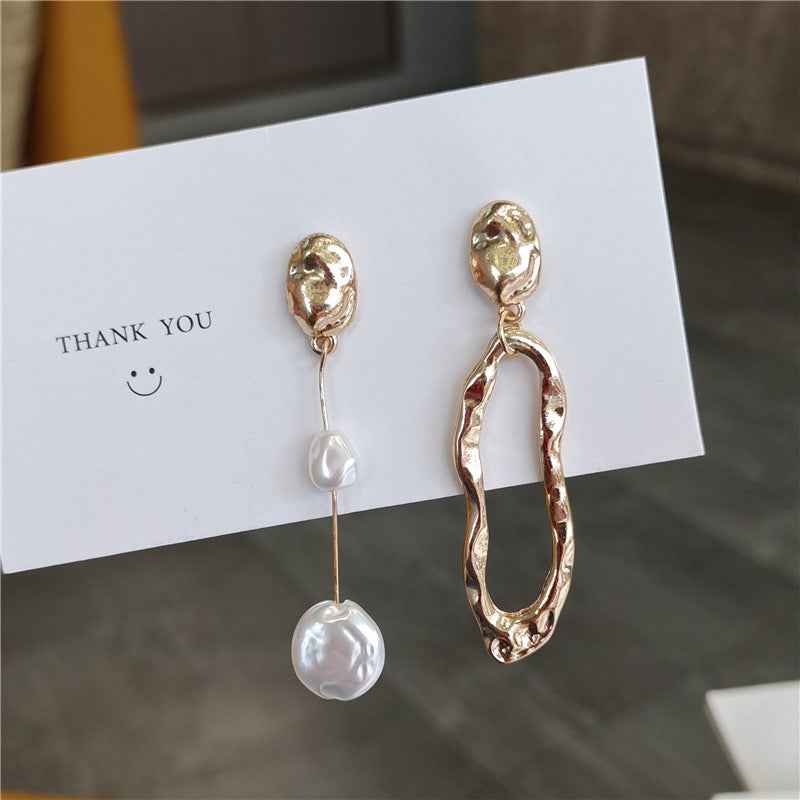 Geometric Pearl Earrings for Modern Elegance - Vizimy