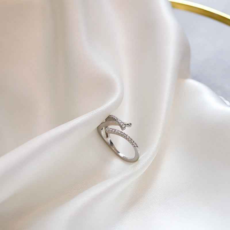Small Simple Single Ring - Elegant Niche Jewelry - Vizimy