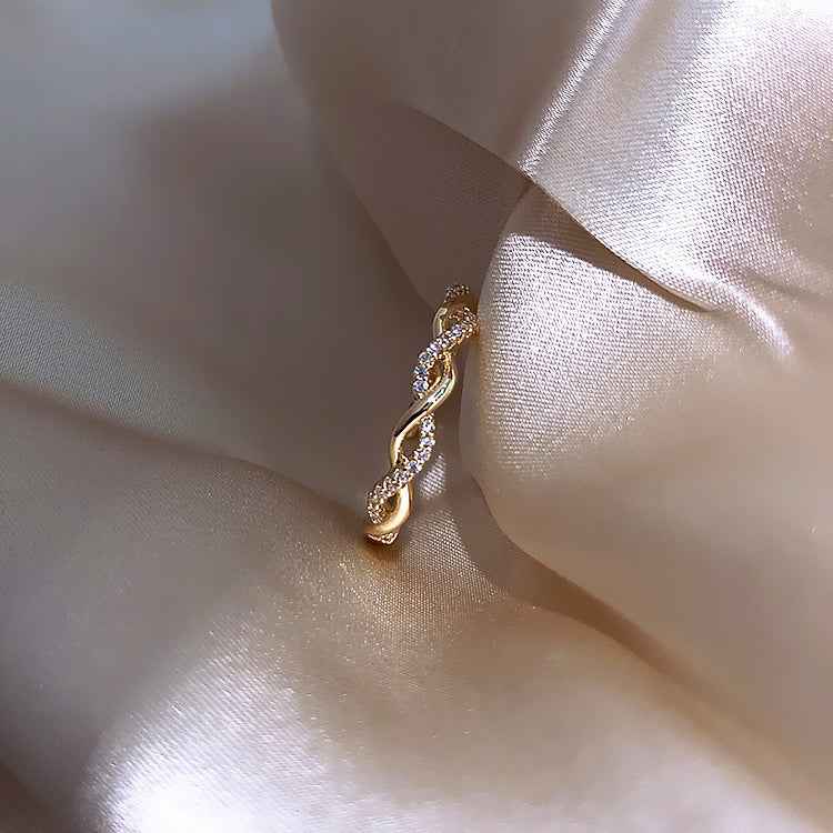 Small Simple Single Ring - Elegant Niche Jewelry - Vizimy