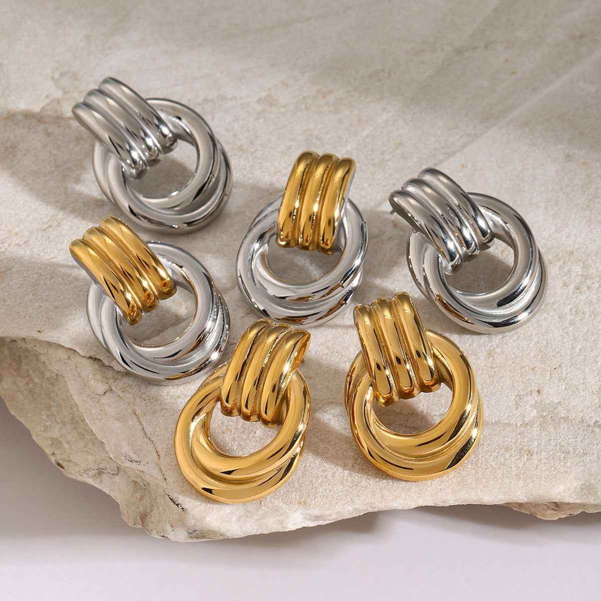 Winding Trendy Earrings - Stylish and Modern Accessories for Every Occasion - Vizimy